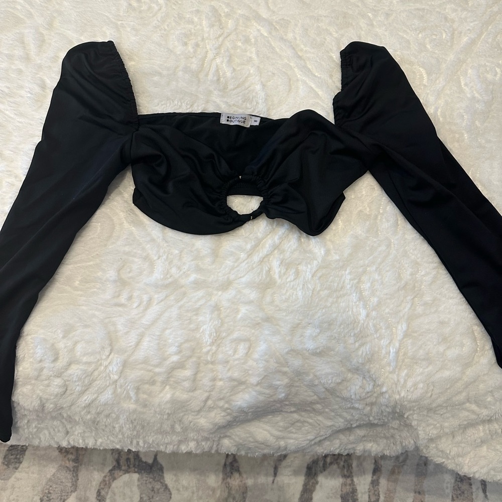 Beginning boutique crop top with ring